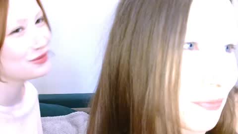 Chloe online show from 04-19-26, 03:55