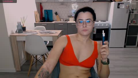 Eva and Sandra online show from 12-08-24, 09:19