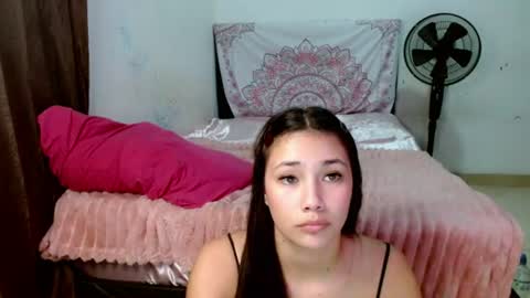 Snapshot of chloe_xsex chatting on 06-28-26, 01:55 chloe_xsex online show from 06-28-26, 01:55