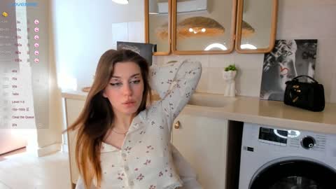 Snapshot of chloealice chatting on 02-05-25, 10:19 Megan and Jeniffer online show from 02-05-25, 10:19