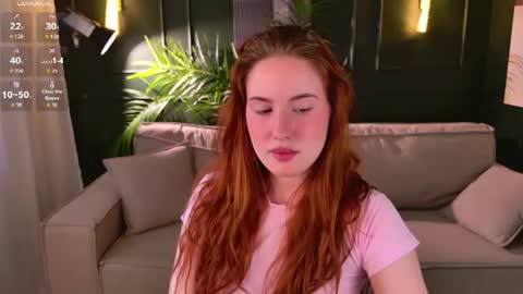 Snapshot of chloeaster chatting on 06-21-26, 07:00 Chloe online show from 06-21-26, 07:00