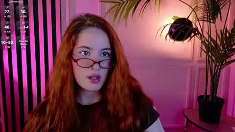 Snapshot of chloeaster chatting on 06-28-26, 10:05 Chloe online show from 06-28-26, 10:05