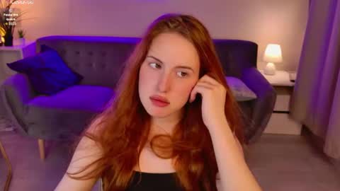 Snapshot of chloeaster chatting on 07-12-26, 10:45 Chloe online show from 07-12-26, 10:45