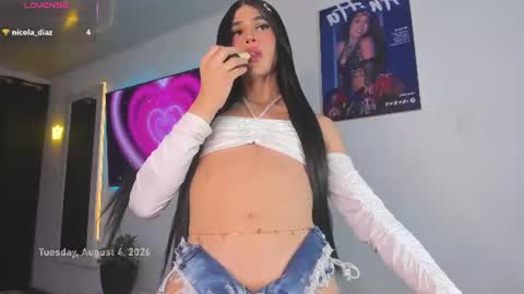 Snapshot of chloebigcockxx chatting on 08-04-26, 11:13 Im Chloe independent account online show from 08-04-26, 11:13