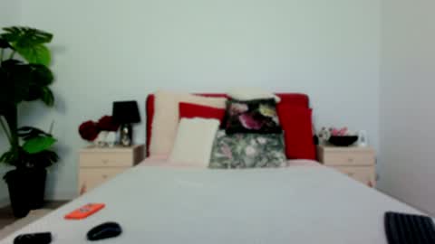 Chloe online show from 04-06-26, 03:59