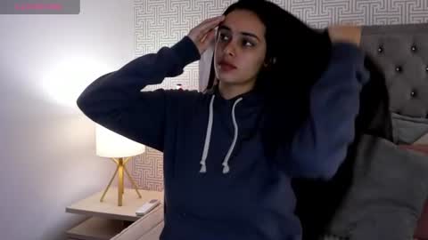 Snapshot of chloeharper_ chatting on 06-18-26, 11:58 Chloe Harper online show from 06-18-26, 11:58