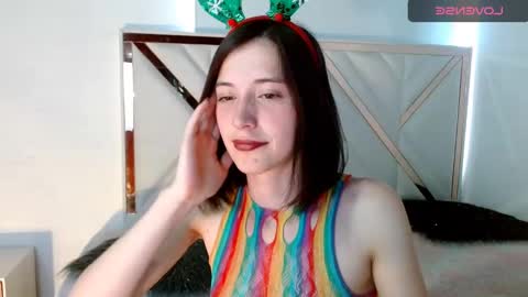 Chloe online show from 12-12-24, 07:37
