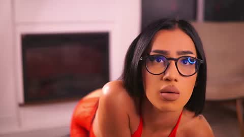 Snapshot of chloeobrilx chatting on 07-19-26, 03:54 Chlo online show from 07-19-26, 03:54