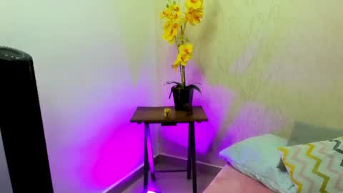 Snapshot of chloesmith9 chatting on 07-15-26, 06:46 Chloe online show from 07-15-26, 06:46