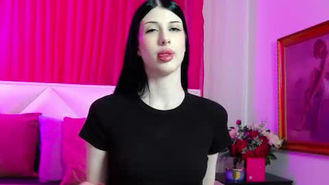 Snapshot of chloey_love_is chatting on 07-08-26, 07:46 Chloey online show from 07-08-26, 07:46