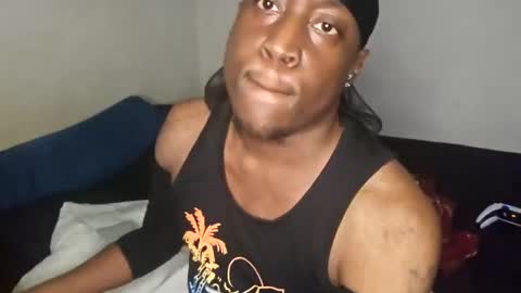 Snapshot of chocdude2877 chatting on 01-03-25, 04:22 Choc online show from 01-03-25, 04:22
