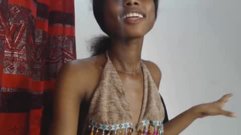 Snapshot of choco_petitqueen chatting on 12-25-24, 09:56 choco_petitqueen online show from 12-25-24, 09:56