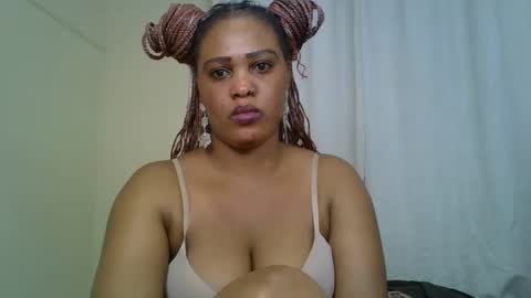 Snapshot of choco_violet chatting on 02-13-25, 06:38 VIOLET online show from 02-13-25, 06:38