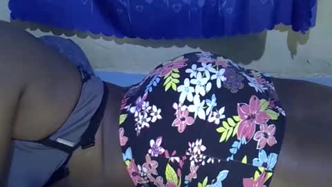 chocolate_baby2 online show from 09-18-25, 08:05