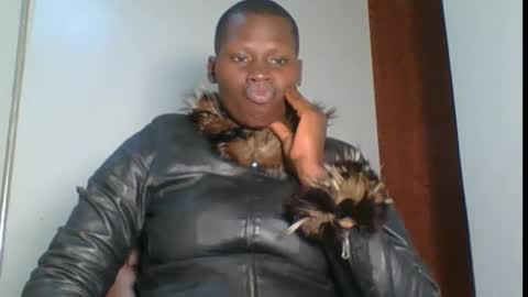 chocolate sabrina24 online show from 12-01-25, 10:04