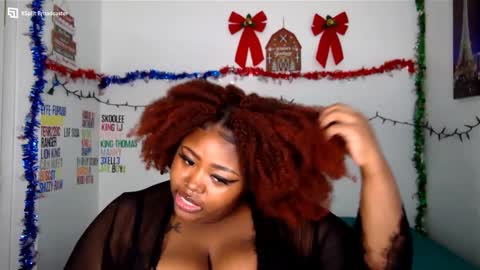 Snapshot of chocolatebunnyxx69 chatting on 12-12-24, 02:48 Melina online show from 12-12-24, 02:48