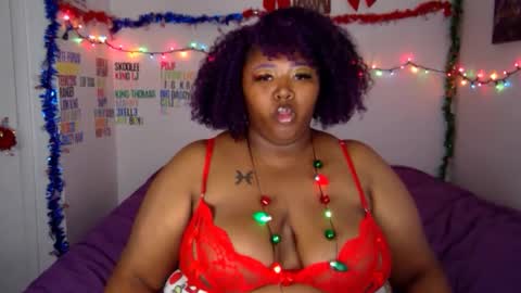 Snapshot of chocolatebunnyxx69 chatting on 12-25-24, 01:53 Melina online show from 12-25-24, 01:53