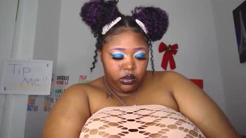 Snapshot of chocolatebunnyxx69 chatting on 01-12-25, 08:57 Melina online show from 01-12-25, 08:57