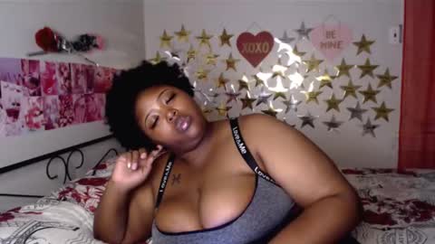 Snapshot of chocolatebunnyxx69 chatting on 10-08-25, 02:53 Melina online show from 10-08-25, 02:53