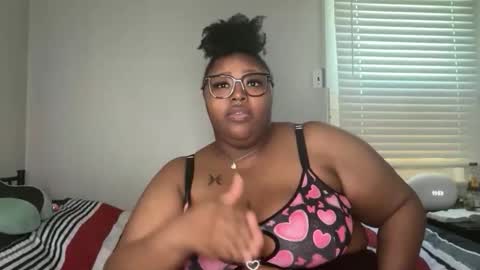 Melina online show from 04-17-26, 03:59