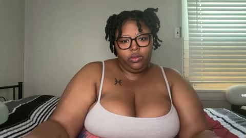 Melina online show from 04-20-26, 05:05