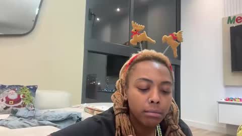 ChocolateCakeQueen online show from 12-09-24, 12:12