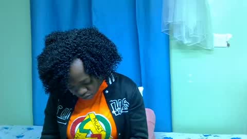 Snapshot of chocolateebonyxo chatting on 07-14-26, 12:57 Chocolate Ebony online show from 07-14-26, 12:57