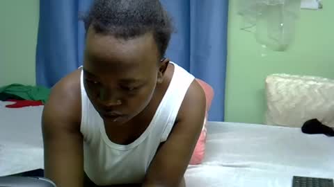 Snapshot of chocolateebonyxo chatting on 07-25-26, 07:00 Chocolate Ebony online show from 07-25-26, 07:00