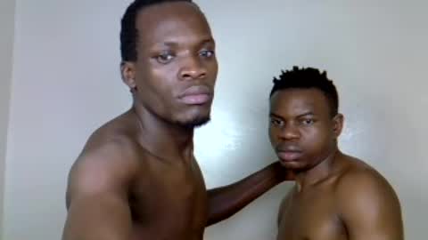 Snapshot of chocolateguys chatting on 07-09-26, 05:33 RonaldNicholas online show from 07-09-26, 05:33