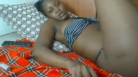Snapshot of chocolateskin4 chatting on 07-16-26, 05:46 JANE online show from 07-16-26, 05:46
