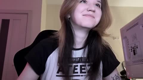 Lissa online show from 02-26-26, 01:59