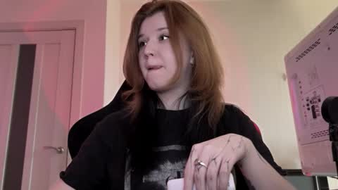 Lissa online show from 03-23-26, 03:16