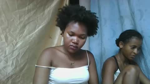 Snapshot of chololatblonde chatting on 02-14-26, 01:19 chololatblonde online show from 02-14-26, 01:19