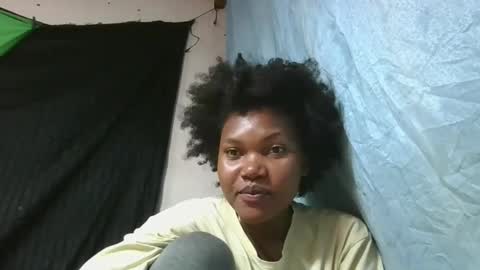 Snapshot of chololatblonde chatting on 02-16-26, 06:15 chololatblonde online show from 02-16-26, 06:15