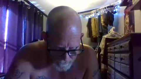 chompers online show from 09-19-25, 02:07