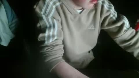 Snapshot of chopoterr chatting on 01-05-26, 10:57 chopoterr online show from 01-05-26, 10:57