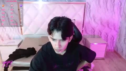 Snapshot of chos_tay chatting on 06-16-26, 11:46 chos_tay online show from 06-16-26, 11:46