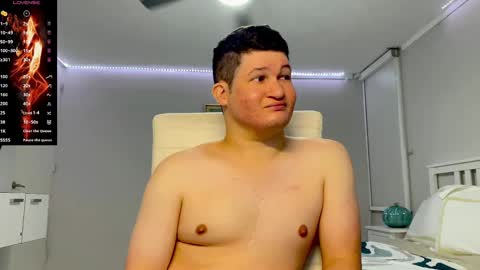 Snapshot of chris___evanss chatting on 09-25-25, 01:42 Chris Evens online show from 09-25-25, 01:42