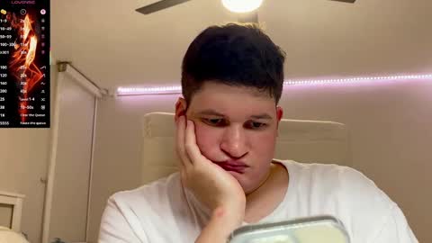 Snapshot of chris___evanss chatting on 09-28-25, 12:16 Chris Evens online show from 09-28-25, 12:16