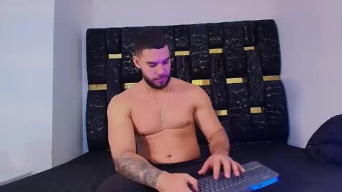 Chris B online show from 11-18-25, 06:45