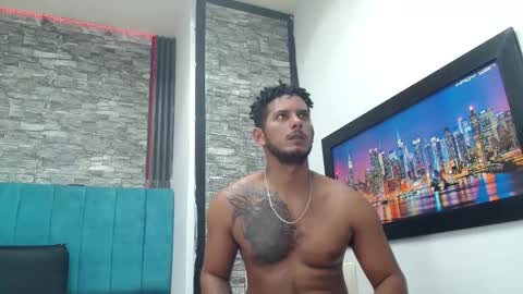 chris_dick2 online show from 12-19-25, 04:52