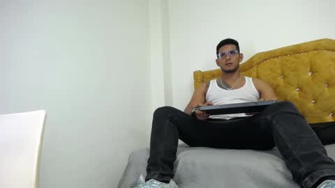 chris_dick2 online show from 05-23-26, 06:29