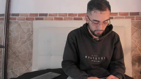 Snapshot of chris_kizz chatting on 12-07-24, 11:29 chris_kizz online show from 12-07-24, 11:29