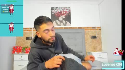 Snapshot of chris_kizz chatting on 12-27-24, 09:50 chris_kizz online show from 12-27-24, 09:50