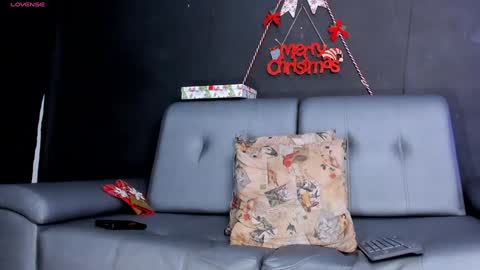 Chriz online show from 12-26-24, 08:42