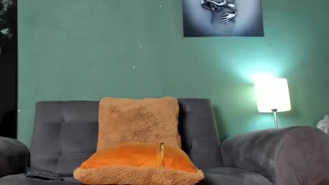 Chriz online show from 01-24-25, 07:49