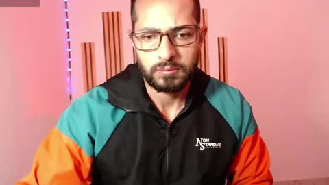 Snapshot of chris_magnum_ chatting on 05-04-26, 11:17 cris Twitter magnum101010 insta magnumc20 online show from 05-04-26, 11:17