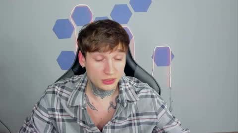 Chris Tyson online show from 12-04-24, 05:22