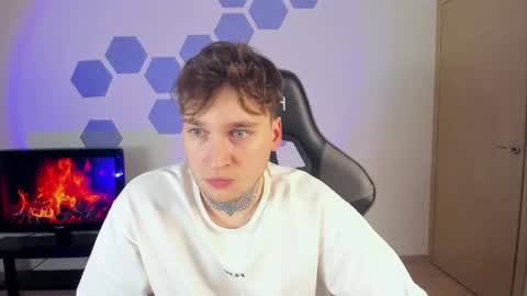 Chris Tyson online show from 01-09-25, 08:11