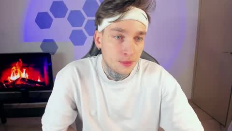 Chris Tyson online show from 01-11-25, 08:32